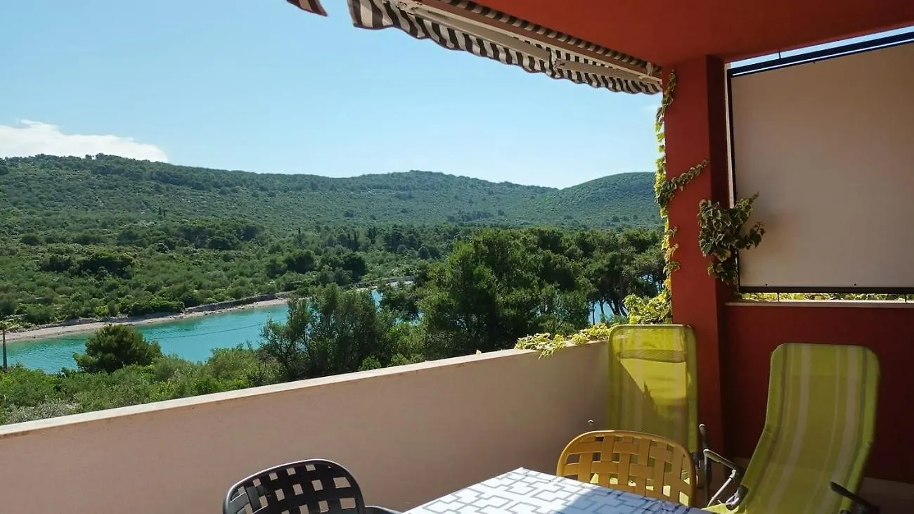 Apartments By The Sea Cove Mala Lamjana, Ugljan - 22928 Kali